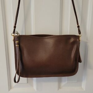 Elegant Brown Crossbody Bag